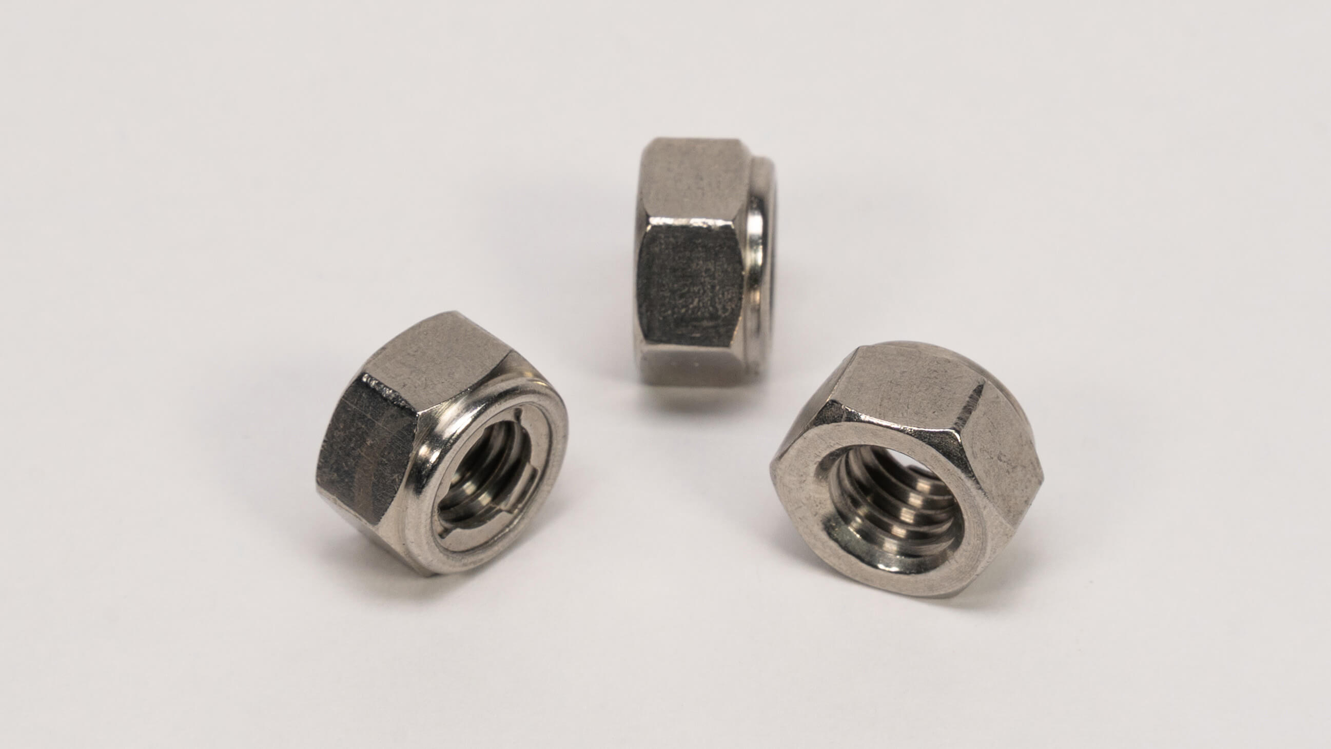 Dadi autoblock metallici “TRISTOP”